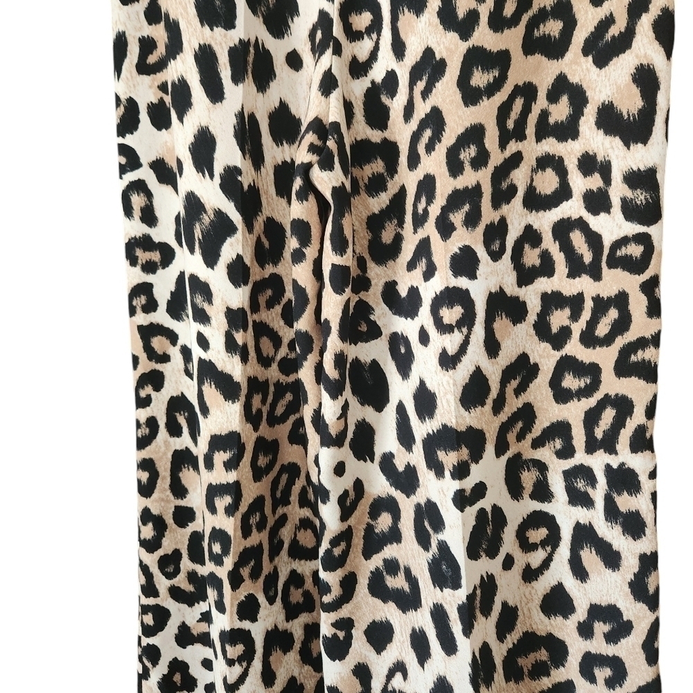 Banana Republic Wide Leg Pants in Leopard Print - Picture 9 of 13